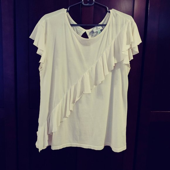 3/$18 Susina White Ruffle Shirt Flutter Sleeve L - Picture 3 of 8